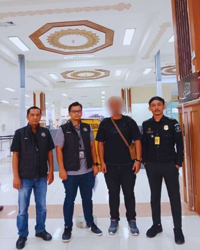 7e0d844fb7a3d8259605ce796c16999a