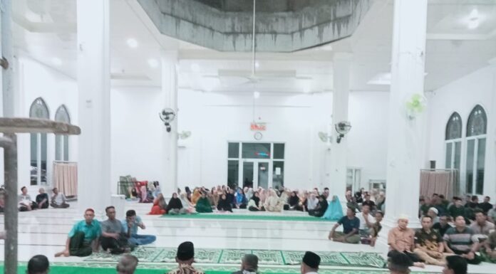 Diduga Korupsi Dana Desa dan Kabur, Warga Pantai Perak Minta Dicopot