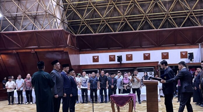 Gubernur Aceh Lantik Tiga Pejabat Eselon II